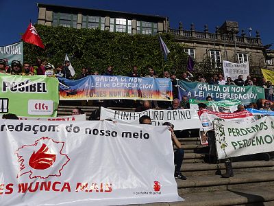 2017-10-22 Mani Lumes Nunca Mais Depredacion 038.jpg